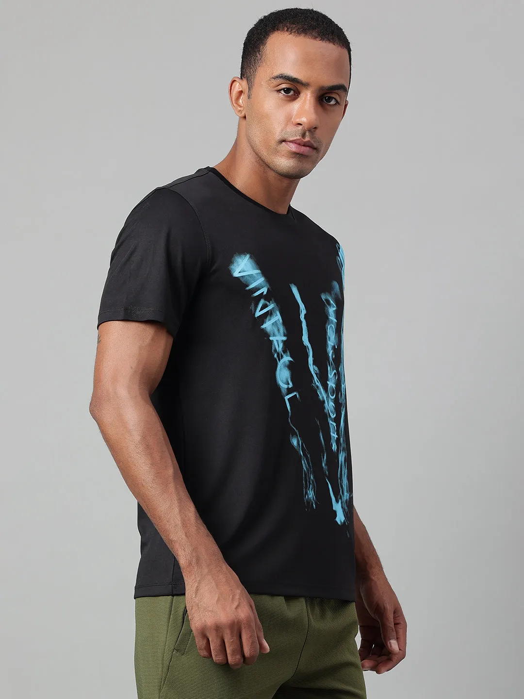 Alcis Men's Printed Black Anti-Static Drytech  Slim-Fit Training T-Shirt