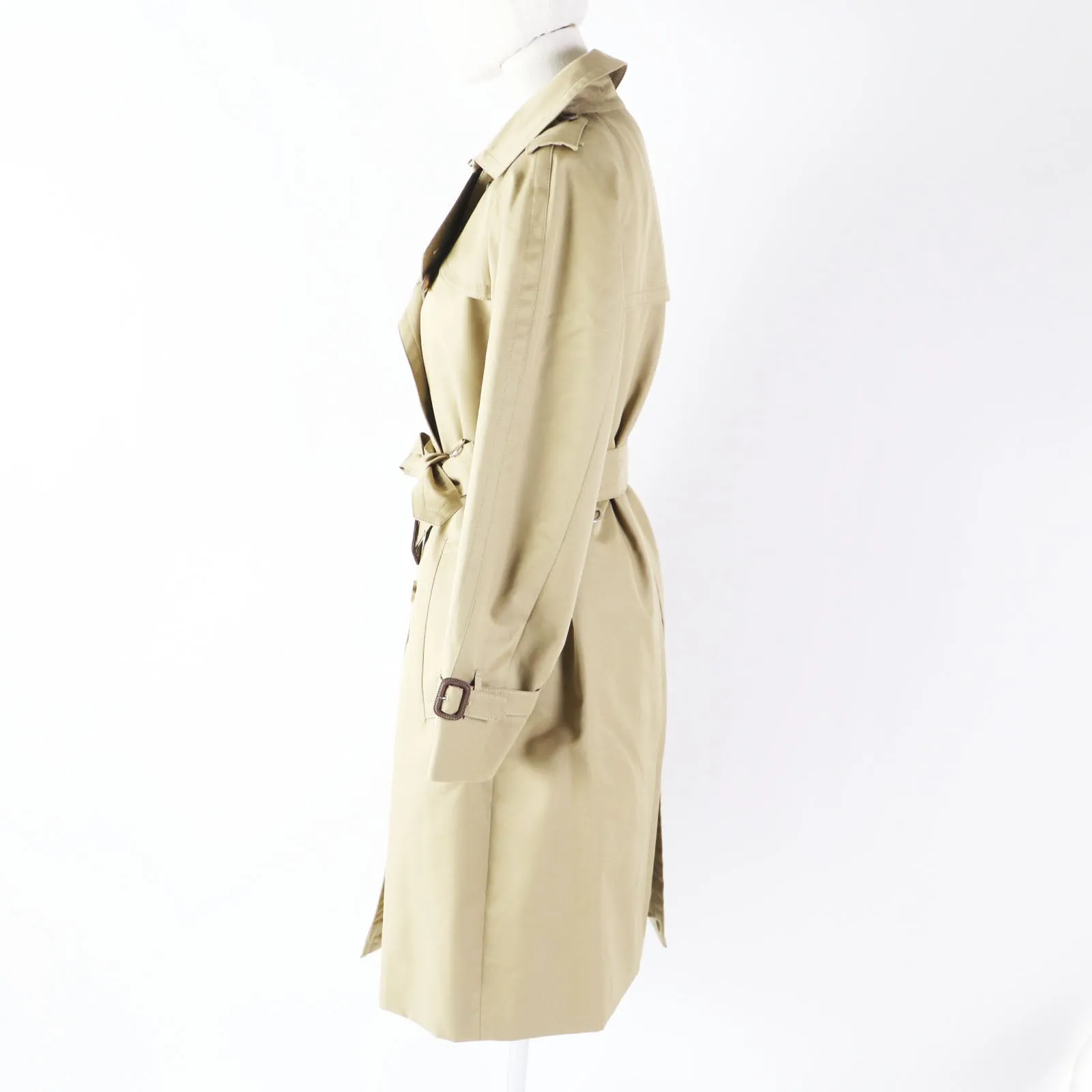 Aquascutum trench coat Outer: 62% cotton, Outer: 38% polyester, Lining: 100% cupra, Liner Outer: 100% polyester Lining: 100% cupra Filling: 100% polyester beige Women 6 Used Authentic