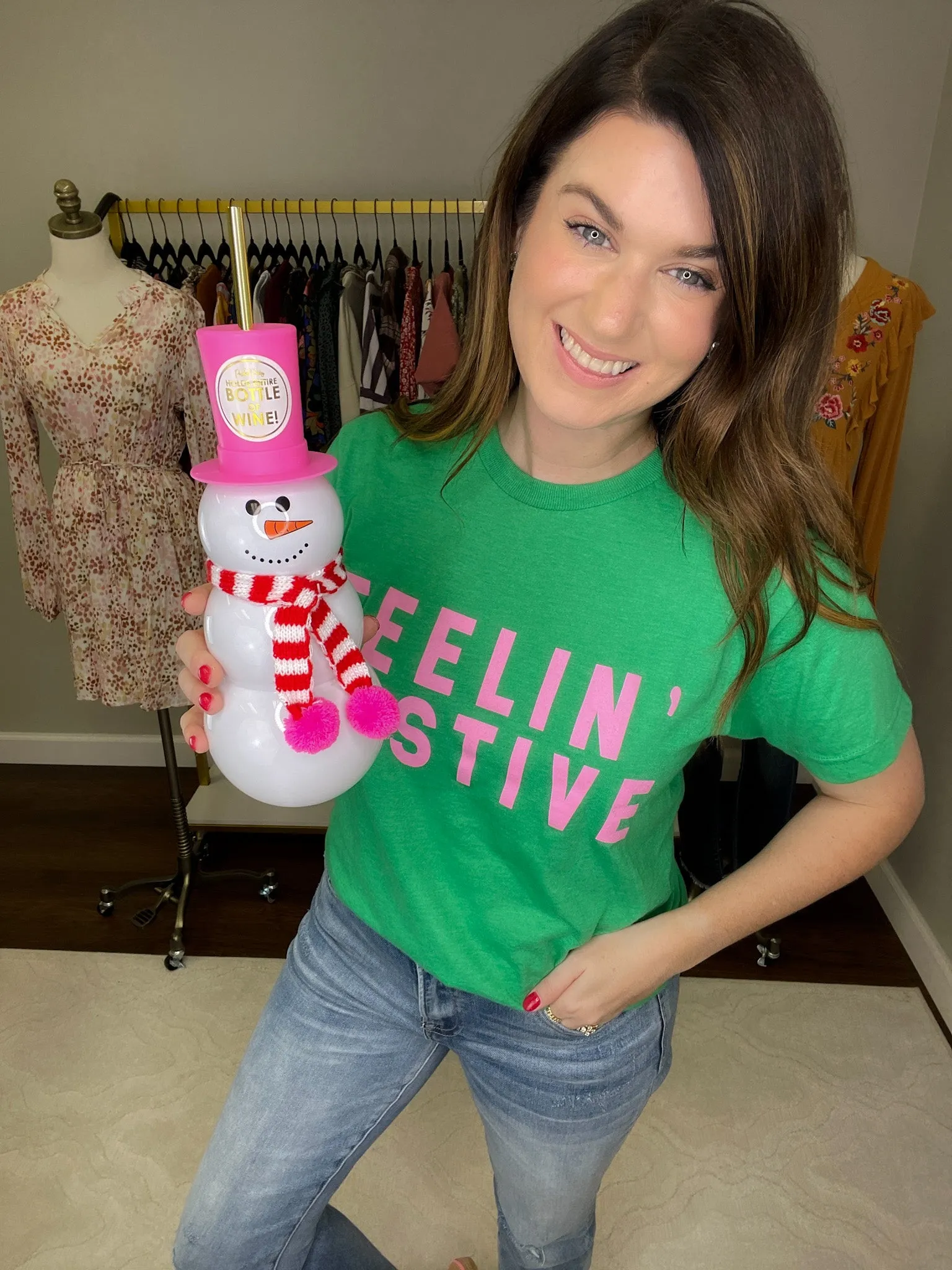 *BELLES & DOORBUSTER* Feelin' Festive Tee