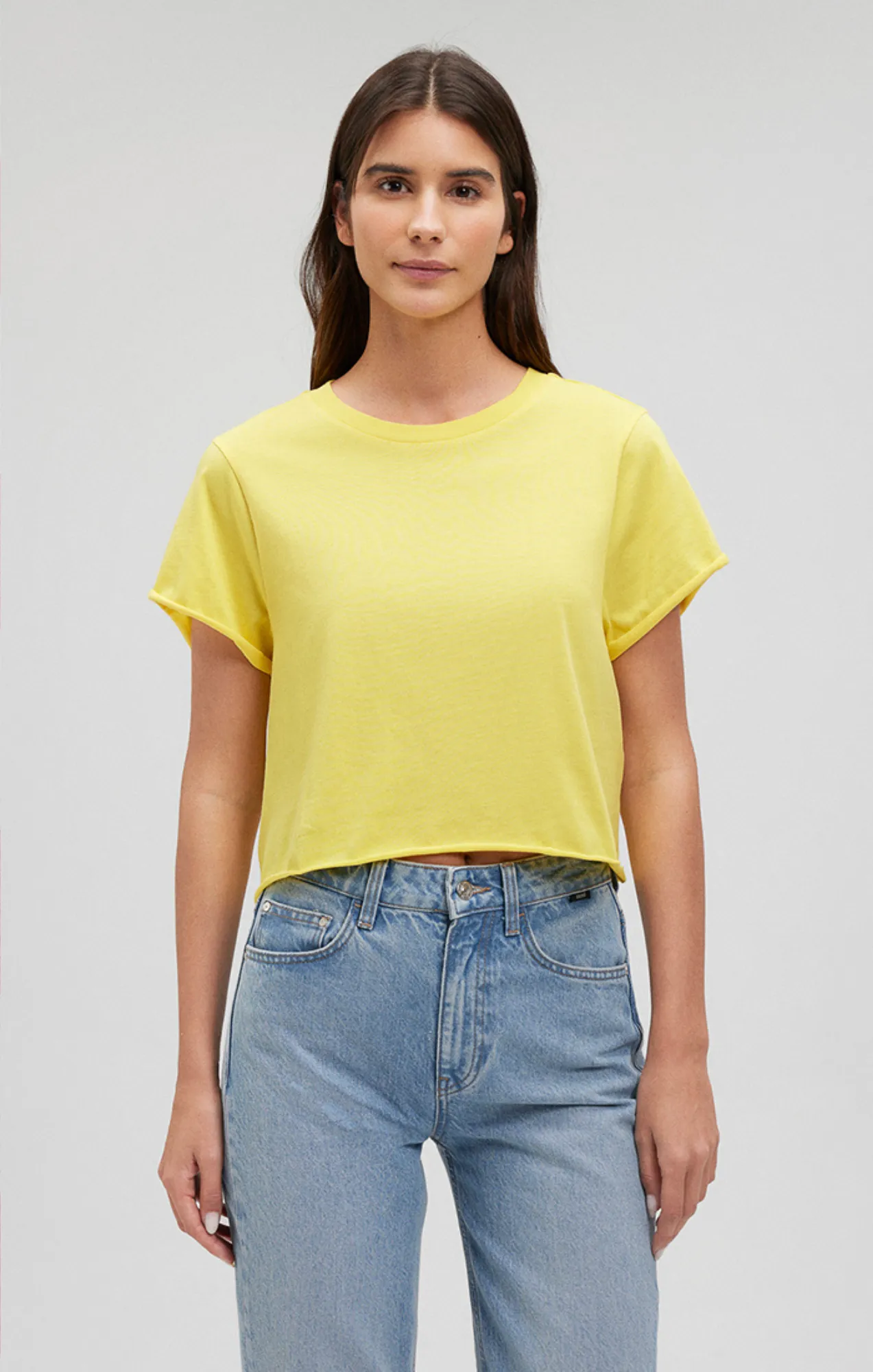 CROPPED CUT OFF T-SHIRT IN HABANERO GOLD