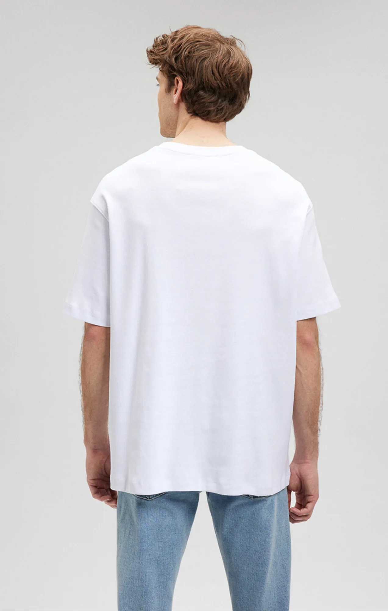 ESSENTIAL CREW NECK T-SHIRT IN WHITE