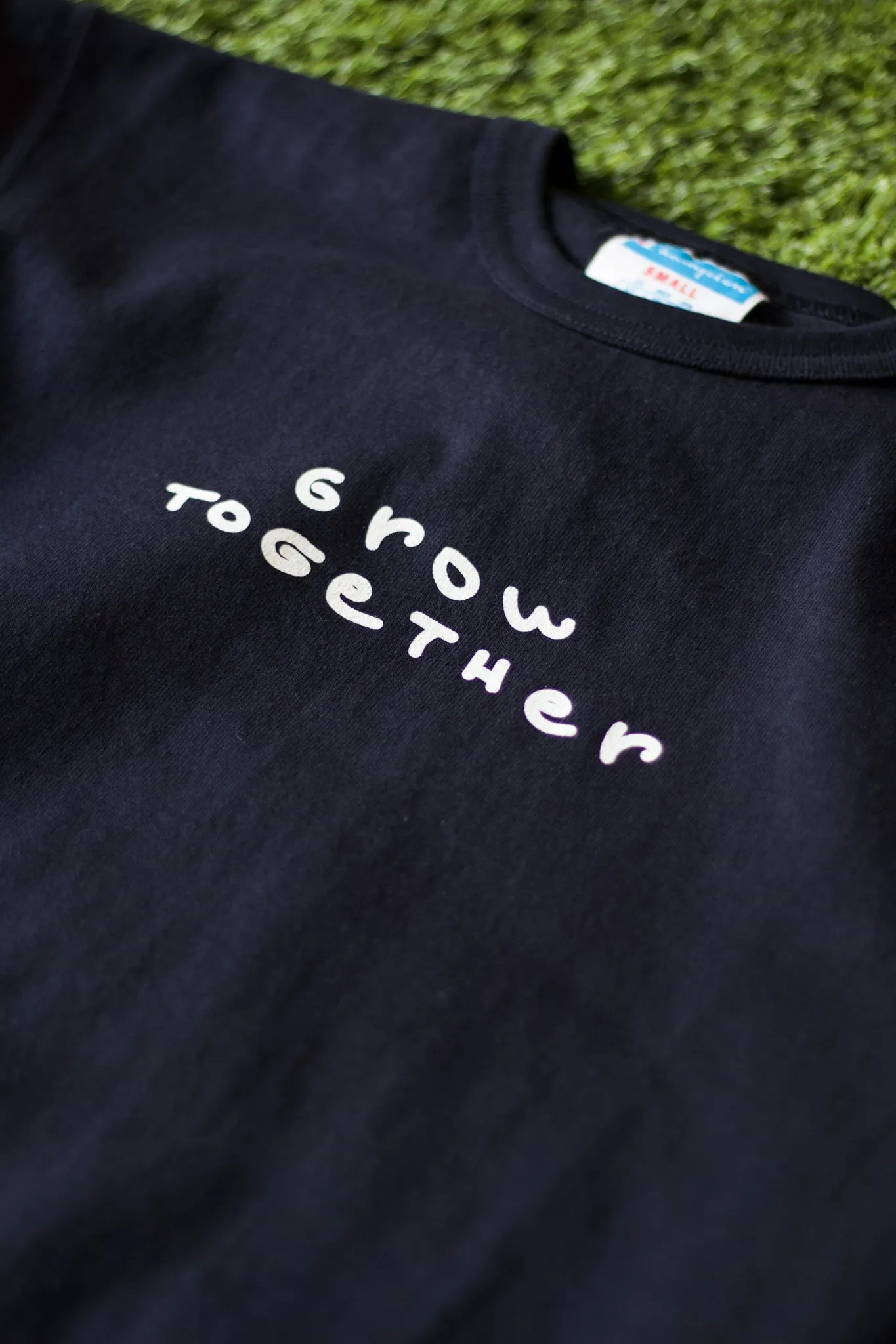 GROW TOGETHER T-SHIRT "NAVY"