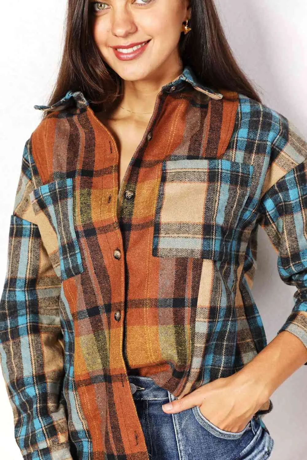 Plaid Print Curved Hem Shacket with Breast Pockets