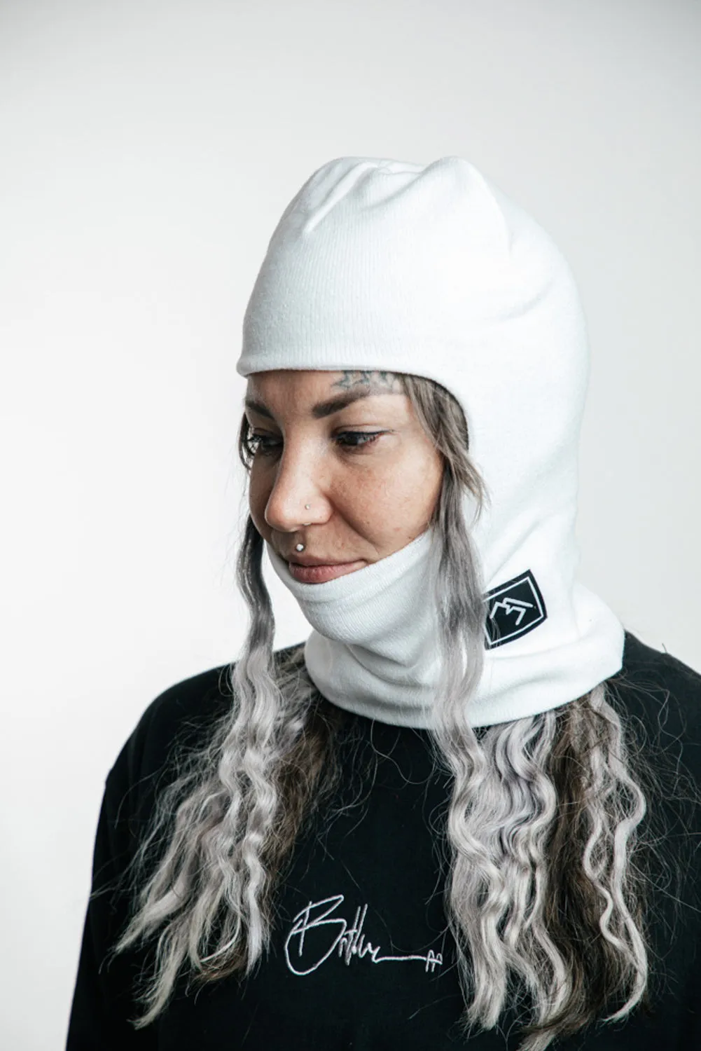 Robbin Hood Balaclava White Room 2.0