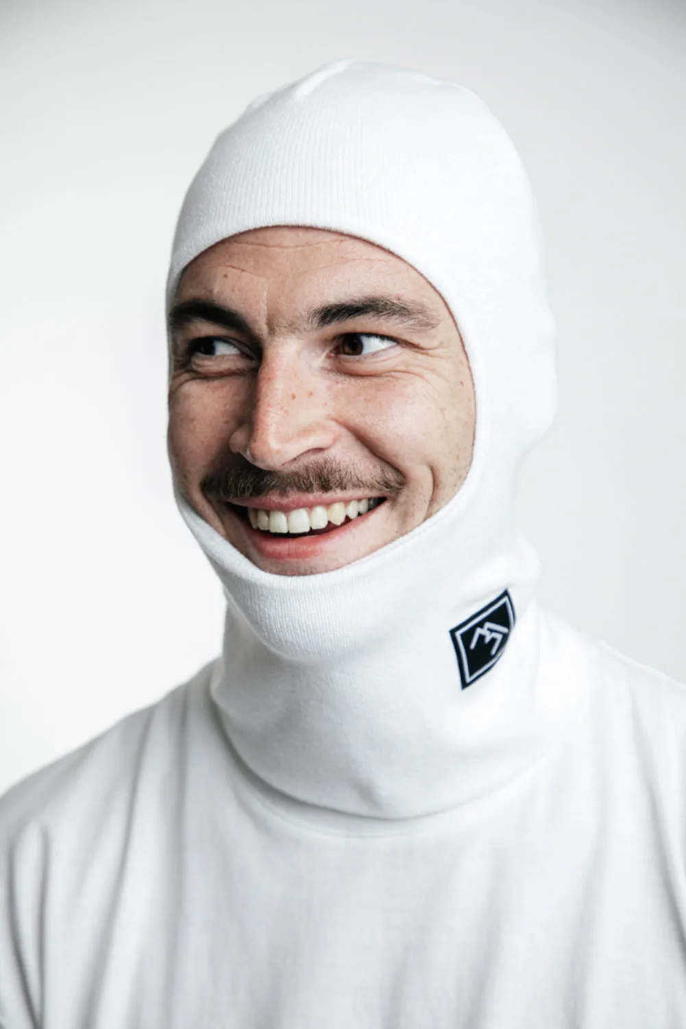 Robbin Hood Balaclava White Room 2.0