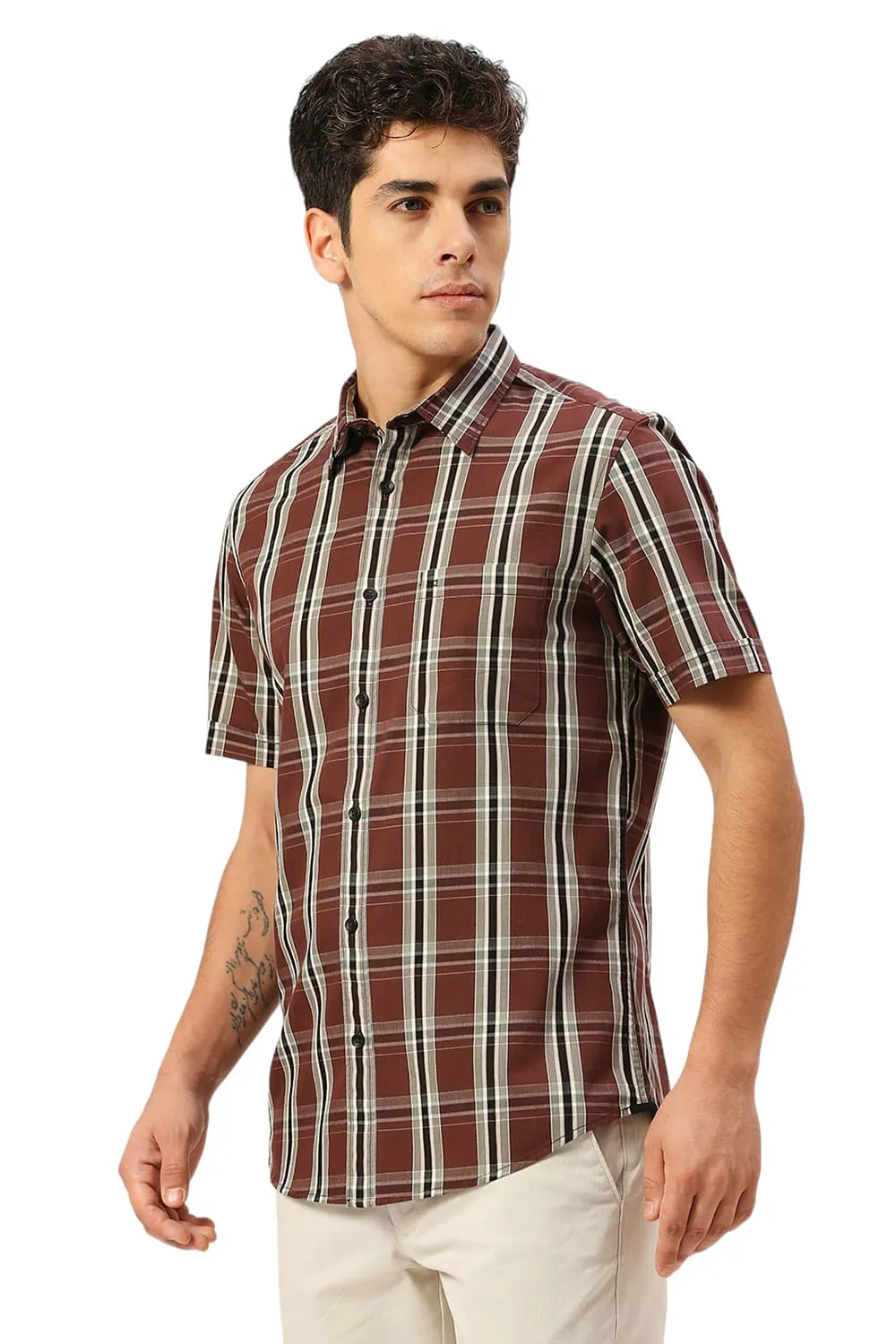 Slim Fit Cotton Cavalry Twill Checks Halfsleeves Shirt