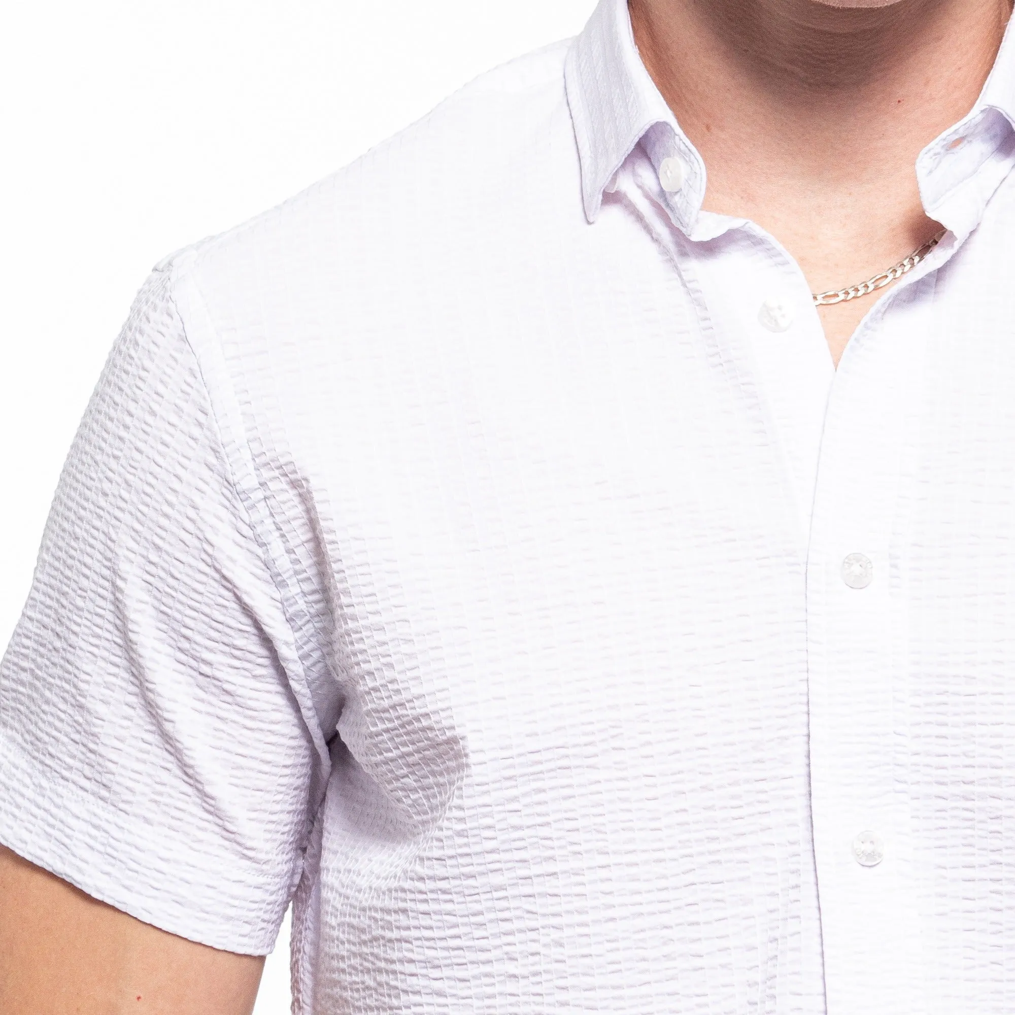 Solid Seersucker Short Sleeve Shirt - White